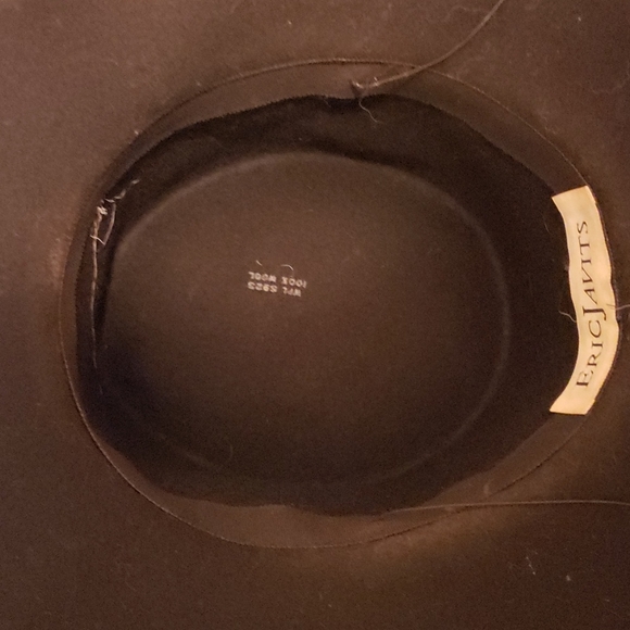 Eric Javits black embroidered brim hat. - Picture 3 of 3